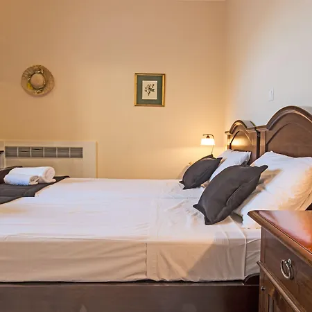 Penelope Vila Sami (Kefalonia)